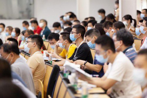 碰撞智造思維，直擊2022富士康SIP汽車電子技術交流大會 技術服務新范式